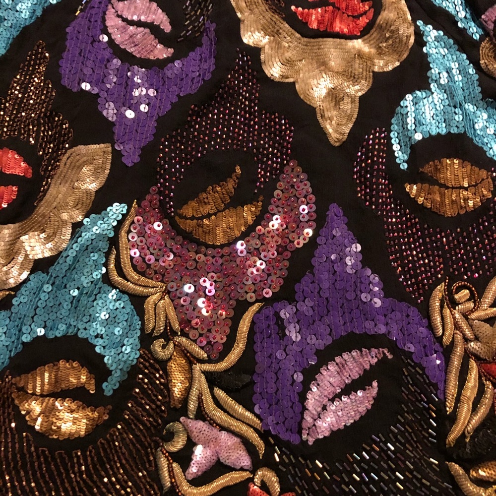 amazingly condition vintage beaded top S-M